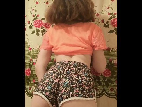 ❤️ La joven sexy hace un striptease grabando sus calzoncillos en la cámara ❌ Porno en es.extraclasswork.ru ❌️